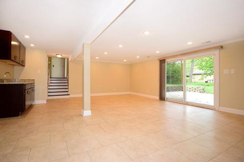 640 E Holly Ct, Addison, IL 60101 photo 18