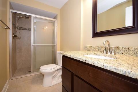 640 E Holly Ct, Addison, IL 60101 photo 24