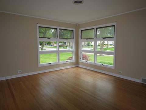 940 E Walnut Ave, Des Plaines, IL 60016 photo 6