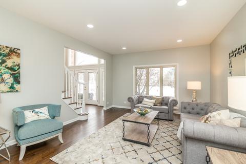 243 Bristol Ct, Deerfield, IL 60015 photo 4