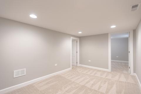 628 E 88th Pl, Chicago, IL 60619 photo 17