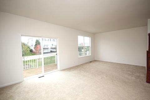 267 Comstock Dr, Elgin, IL 60124 photo 9