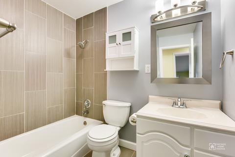 115 Stonegate Rd, Buffalo Grove, IL 60089 photo 14
