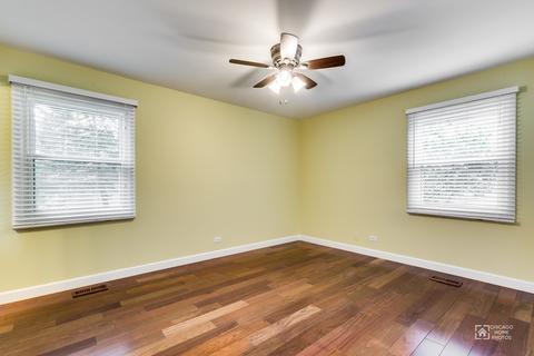115 Stonegate Rd, Buffalo Grove, IL 60089 photo 11