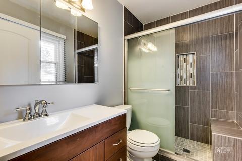 115 Stonegate Rd, Buffalo Grove, IL 60089 photo 13