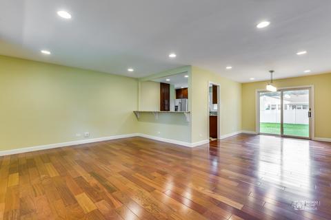 115 Stonegate Rd, Buffalo Grove, IL 60089 photo 4
