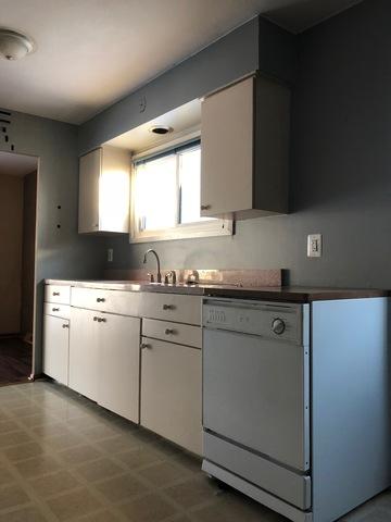 15255 Ridgeway Ave, Midlothian, IL 60445 photo 8