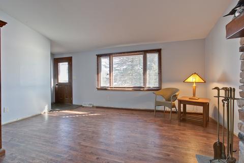 1504 Lee Ln, Spring Grove, IL 60081 photo 4