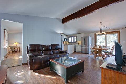 1504 Lee Ln, Spring Grove, IL 60081 photo 8