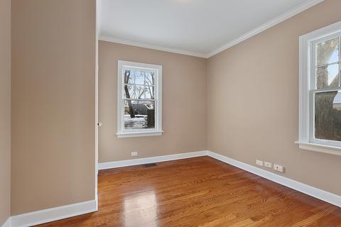 124 Village Rd, Willowbrook, IL 60527 photo 6
