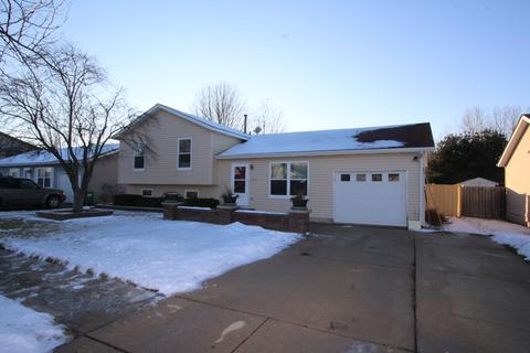 1316 10th St, Harvard, IL 60033 photo 1