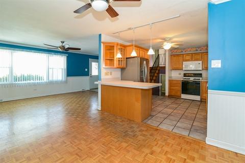 17539 Maple Dr, Lansing, IL 60438 photo 6