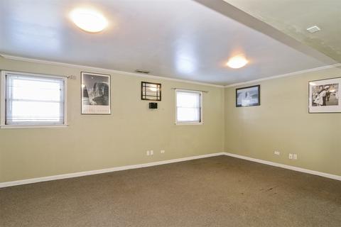 17539 Maple Dr, Lansing, IL 60438 photo 3