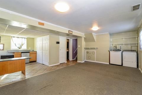 17539 Maple Dr, Lansing, IL 60438 photo 2
