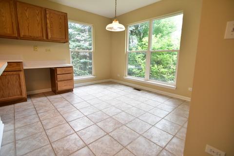 2221 Barrett Dr, Algonquin, IL 60102 photo 17