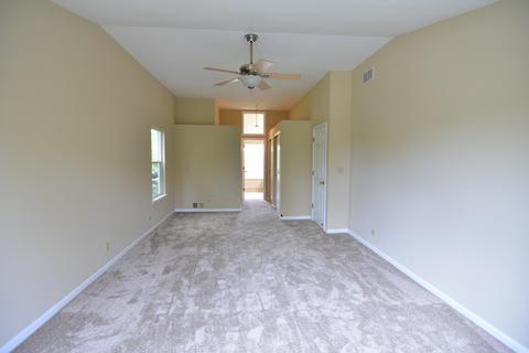 2221 Barrett Dr, Algonquin, IL 60102 photo 24