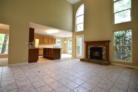 2221 Barrett Dr, Algonquin, IL 60102 photo 14