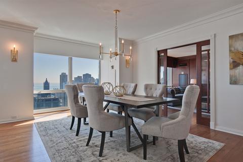 100 E Huron St #3504, Chicago, IL 60611 photo 11