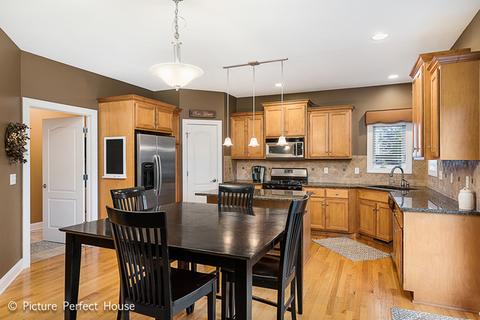 25834 Meadowland Cir, Plainfield, IL 60585 photo 7