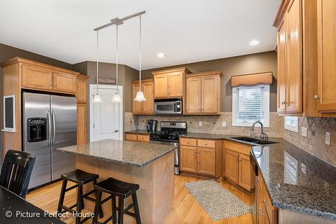 25834 Meadowland Cir, Plainfield, IL 60585 photo 8
