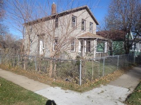 52 Bluff St, Aurora, IL 60505 photo 2
