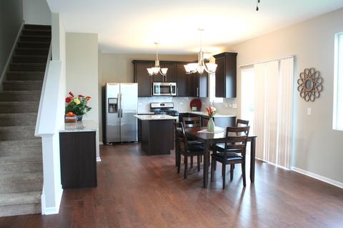 880 Brahms Rd, Volo, IL 60073 photo 6