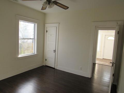 628 Villa St, Elgin, IL 60120 photo 10