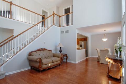 99 Townsend Cir, Naperville, IL 60565 photo 4