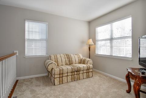 99 Townsend Cir, Naperville, IL 60565 photo 8