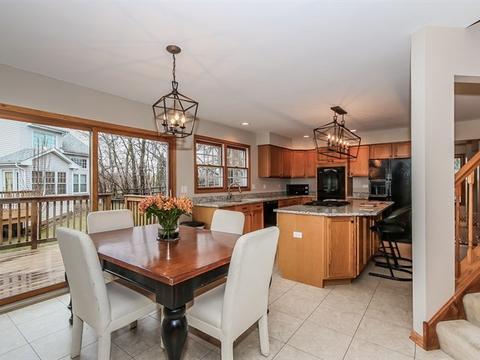 1504 Della Dr, Hoffman Estates, IL 60169 photo 13