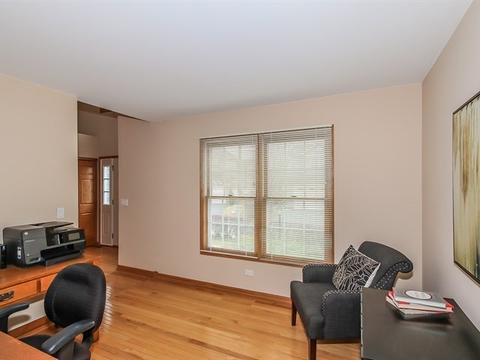 1504 Della Dr, Hoffman Estates, IL 60169 photo 8