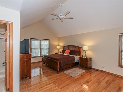 1504 Della Dr, Hoffman Estates, IL 60169 photo 20