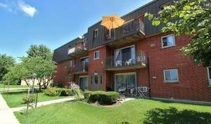 578 Fairway View Dr #3-1A, Wheeling, IL 60090 photo 1