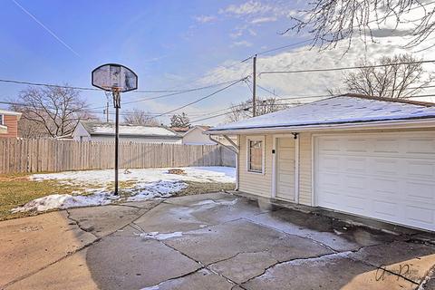 747 S Wayne Pl, Wheeling, IL 60090 photo 23