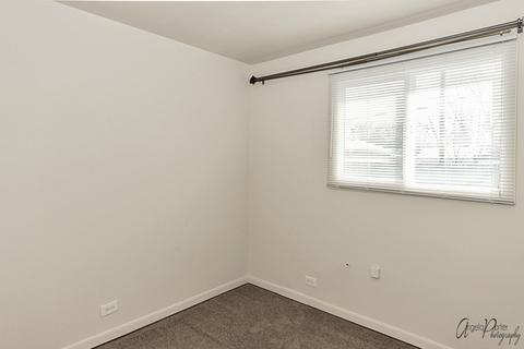 747 S Wayne Pl, Wheeling, IL 60090 photo 17