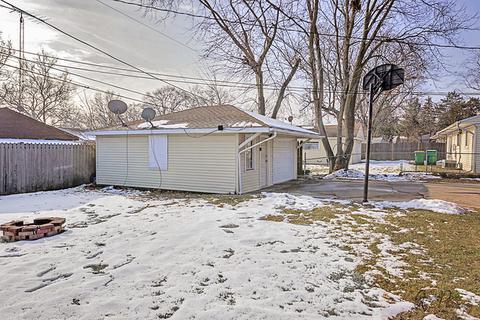 747 S Wayne Pl, Wheeling, IL 60090 photo 22
