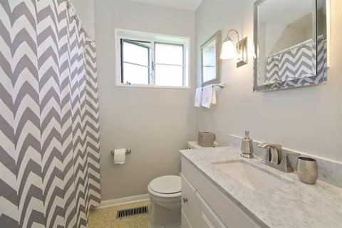 841 Hunter Rd, Glenview, IL 60025 photo 14