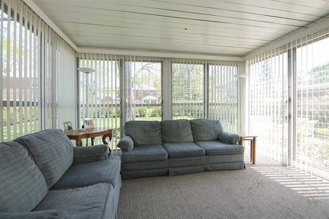 841 Hunter Rd, Glenview, IL 60025 photo 7