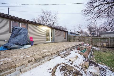 1143 Bangs St, Aurora, IL 60505 photo 10