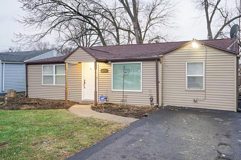 1143 Bangs St, Aurora, IL 60505 photo 1