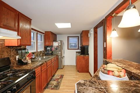 1143 Bangs St, Aurora, IL 60505 photo 3