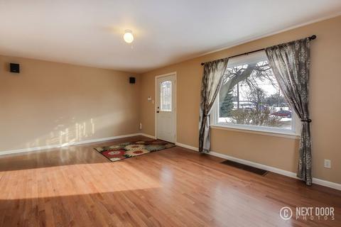 11910 4th St, Huntley, IL 60142 photo 6