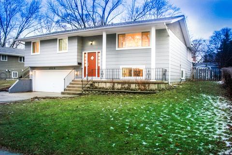 1928 Akron Ct Schaumburg IL 60173 Movoto