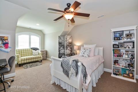 1023 Thunderbird Ln, Naperville, IL 60563 photo 34