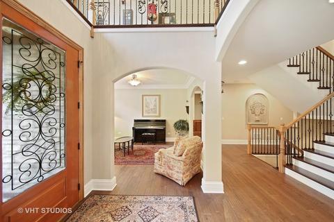 1023 Thunderbird Ln, Naperville, IL 60563 photo 5