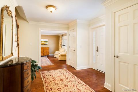 630 Frazier Ct, Wheaton, IL 60189 photo 7