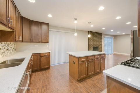 957 Charles St, Crete, IL 60417 photo 4