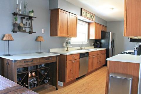 402 Division St, Geneva, IL 60134 photo 7