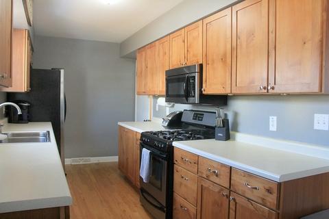 402 Division St, Geneva, IL 60134 photo 10