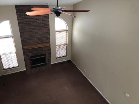 897 Wembley Ct, Elgin, IL 60120 photo 13